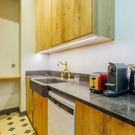 Superb Near Notre-dame Cathedral - Mobility Lease