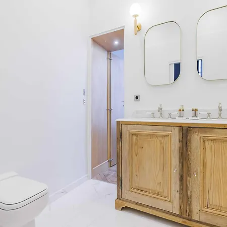 Apartment Superb Near Notre-dame Cathedral - Mobility Lease *