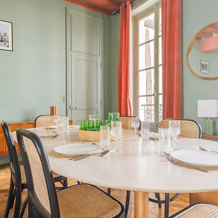 Superb Near Notre-dame Cathedral - Mobility Lease