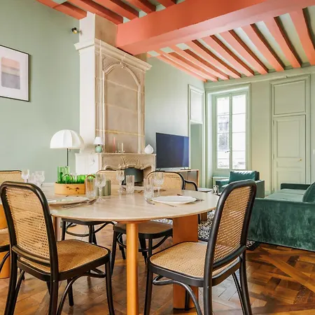 Superb Near Notre-dame Cathedral - Mobility Lease * Paris