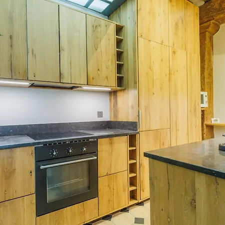 Superb Near Notre-dame Cathedral - Mobility Lease