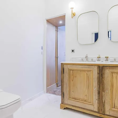 Superb Near Notre-dame Cathedral - Mobility Lease *