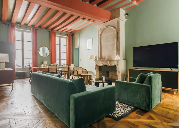 Superb Near Notre-dame Cathedral - Mobility Lease 파리