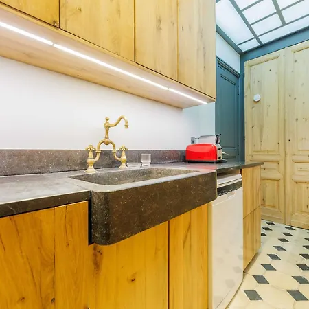 Apartamento Superb Near Notre-dame Cathedral - Mobility Lease *